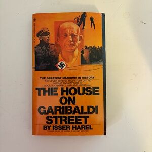 💚The House on Garibaldi Street 1975 Book